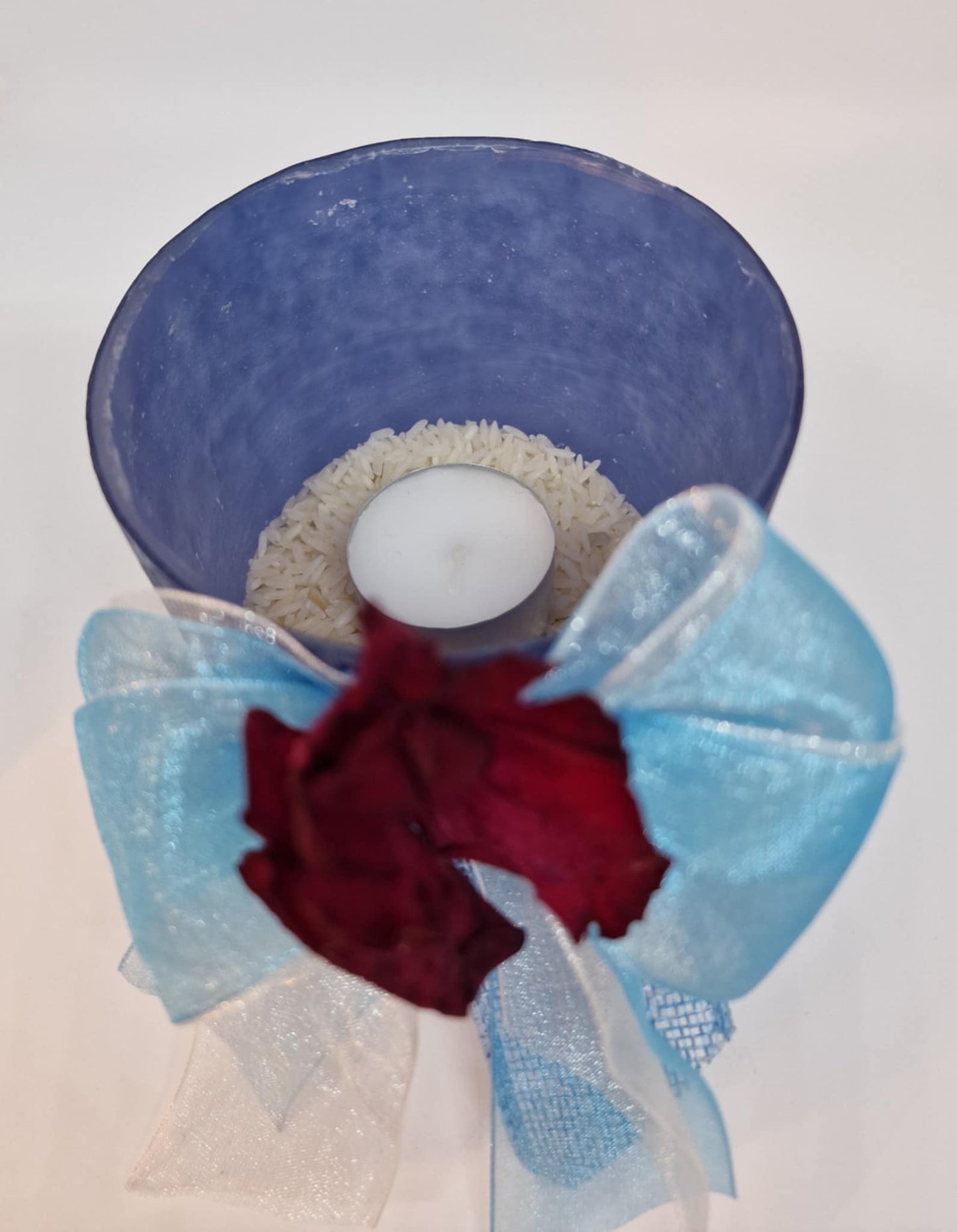 Blauw kaarslantaarn met linten
